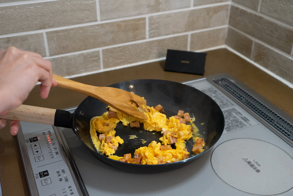 オーブンで使える鉄フライパン26cm