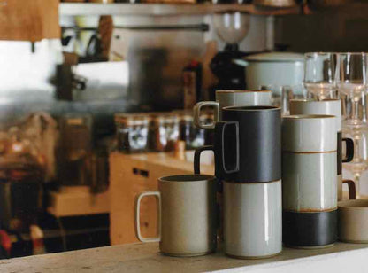 HASAMI PORCELAIN Mug