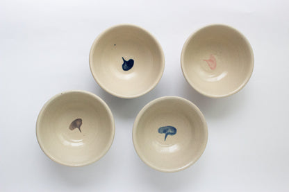 與那嶺 マカイ 唐草