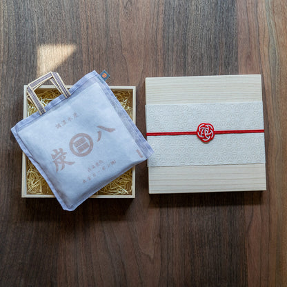 炭八のおくりもの