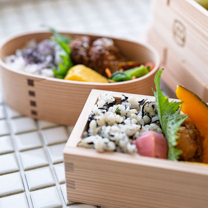 接着剤を一切使用していない鳥取杉のお弁当箱