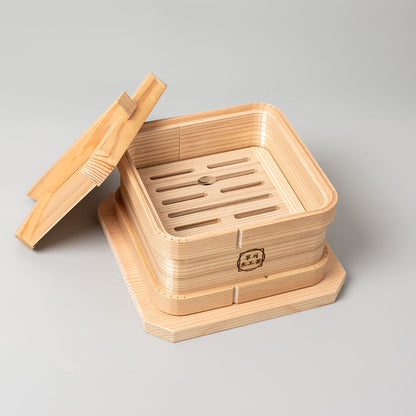 鳥取県の智頭杉を使用した和せいろ