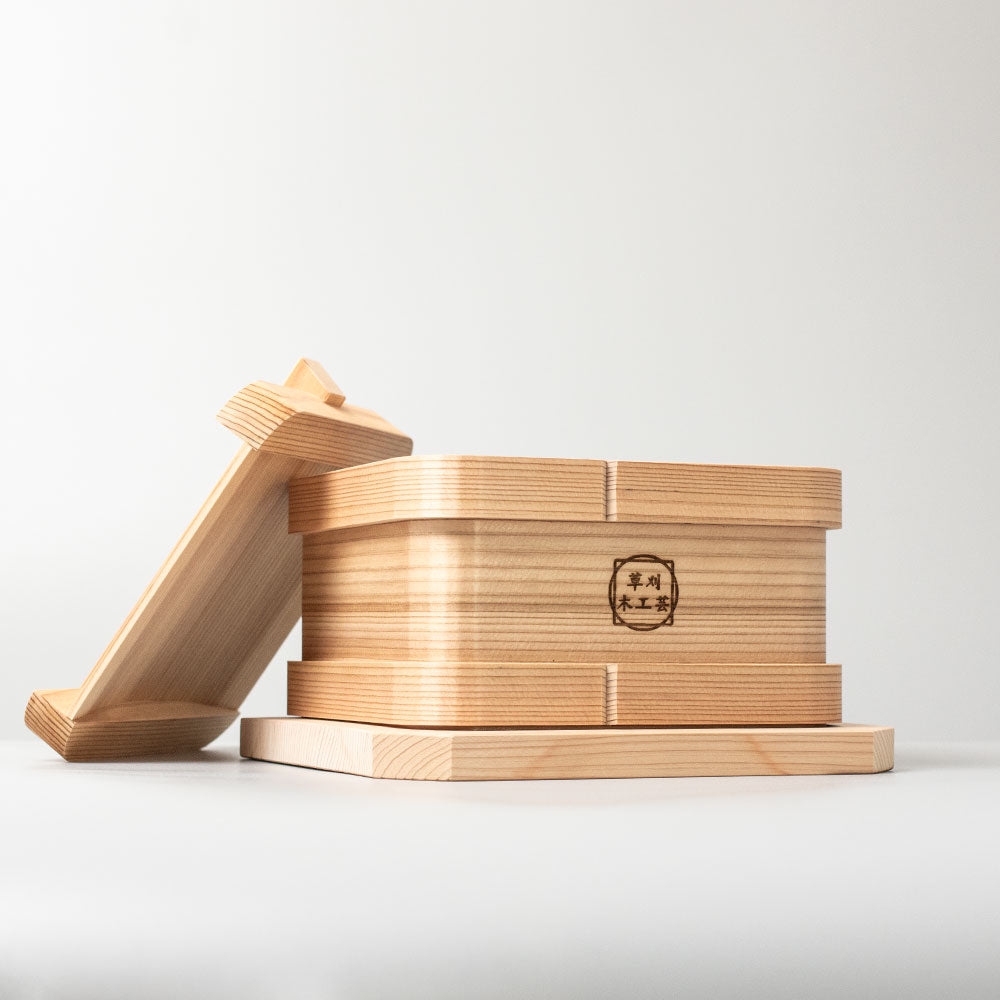 鳥取県の智頭杉を使用した和せいろ