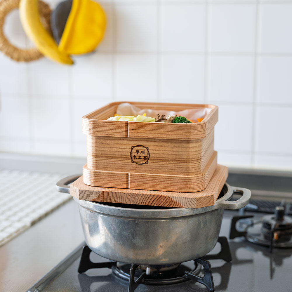 鳥取県の智頭杉を使用した和せいろ