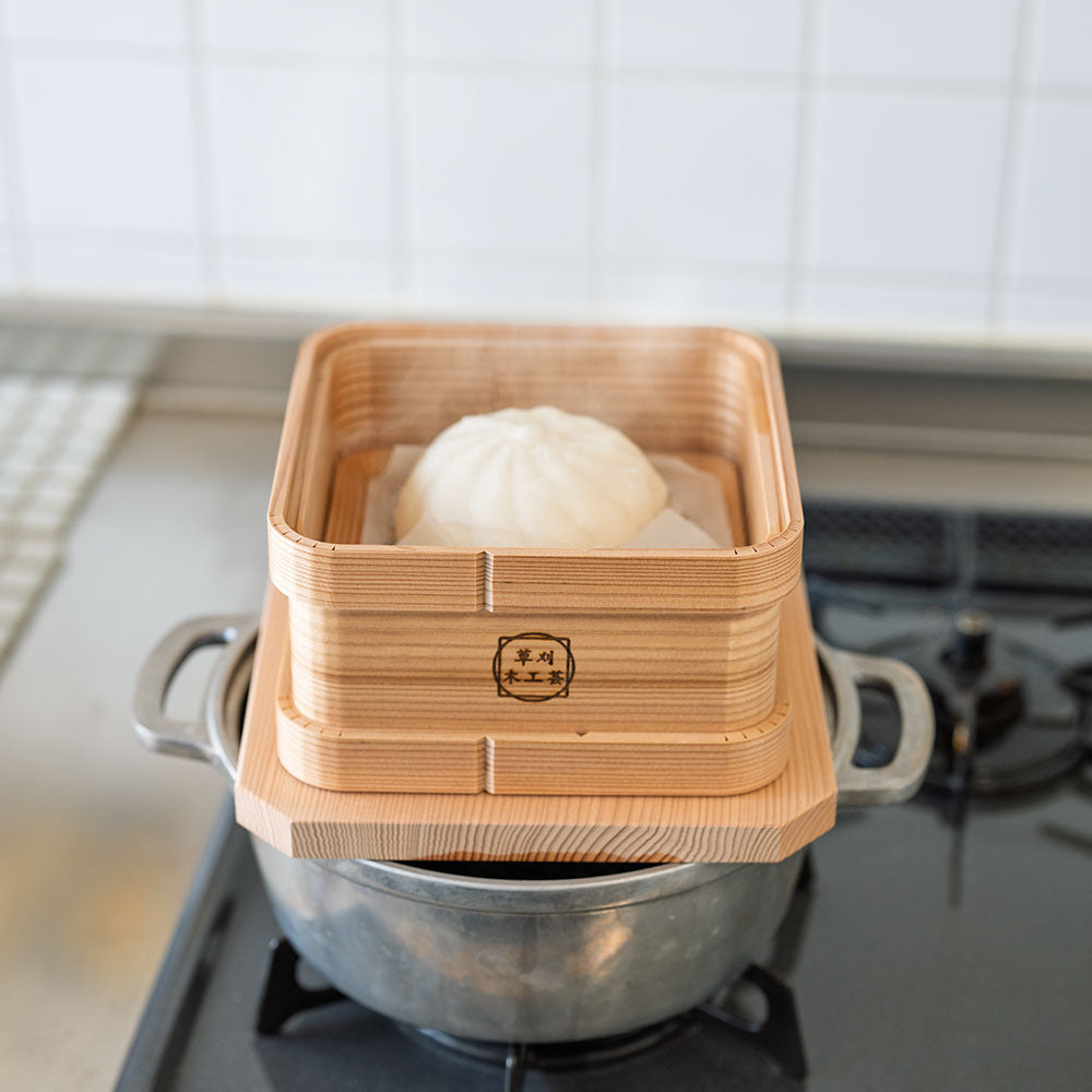 鳥取県の智頭杉を使用した和せいろ