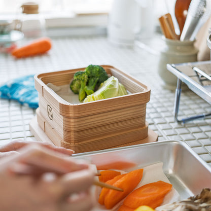 鳥取県の智頭杉を使用した和せいろ