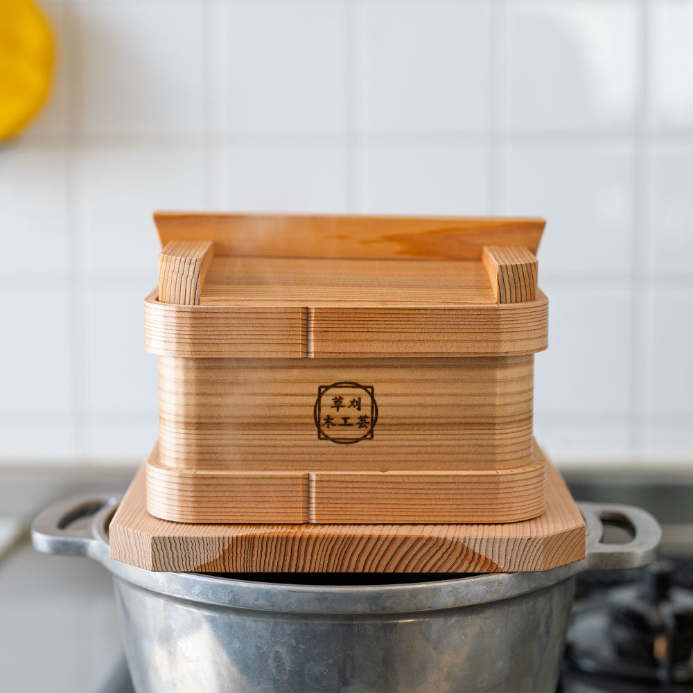 鳥取県の智頭杉を使用した和せいろ