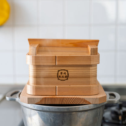 鳥取県の智頭杉を使用した和せいろ