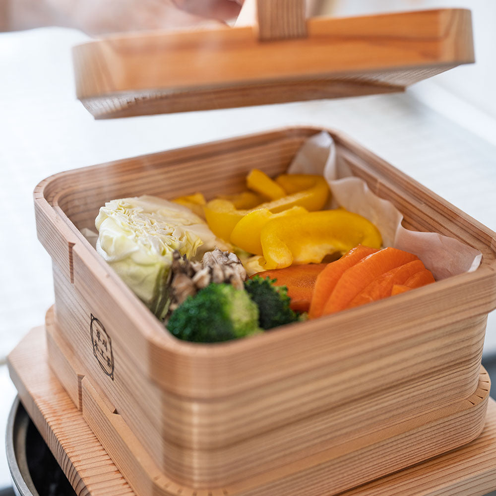 鳥取県の智頭杉を使用した和せいろ