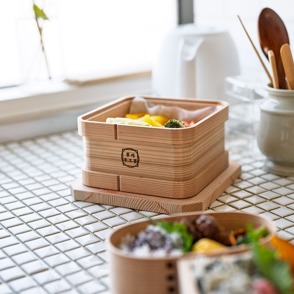 鳥取県の智頭杉を使用した和せいろ