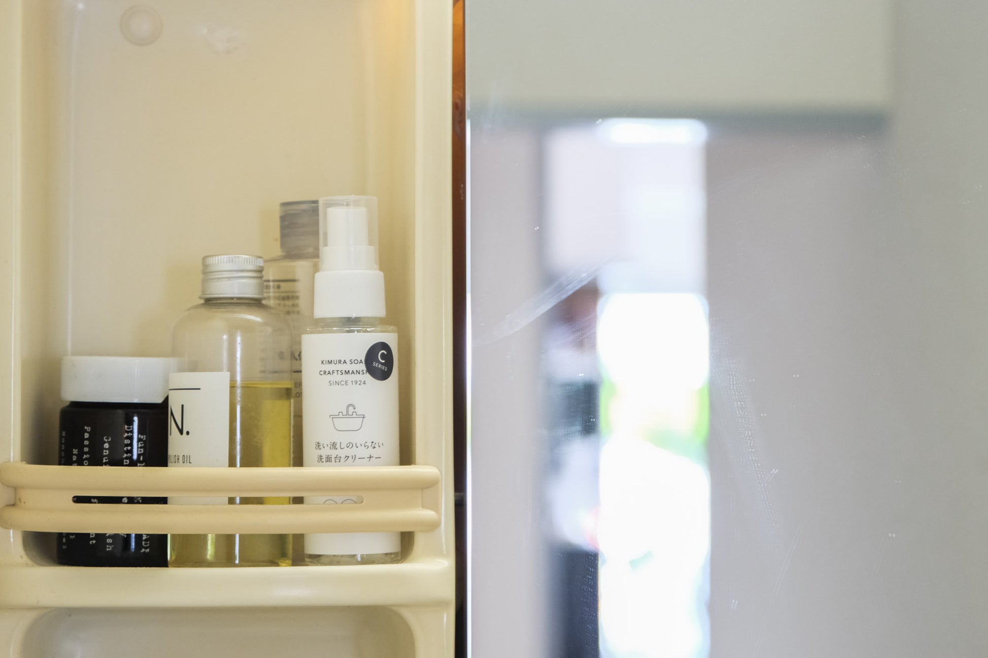 洗い流しのいらない洗面台クリーナー